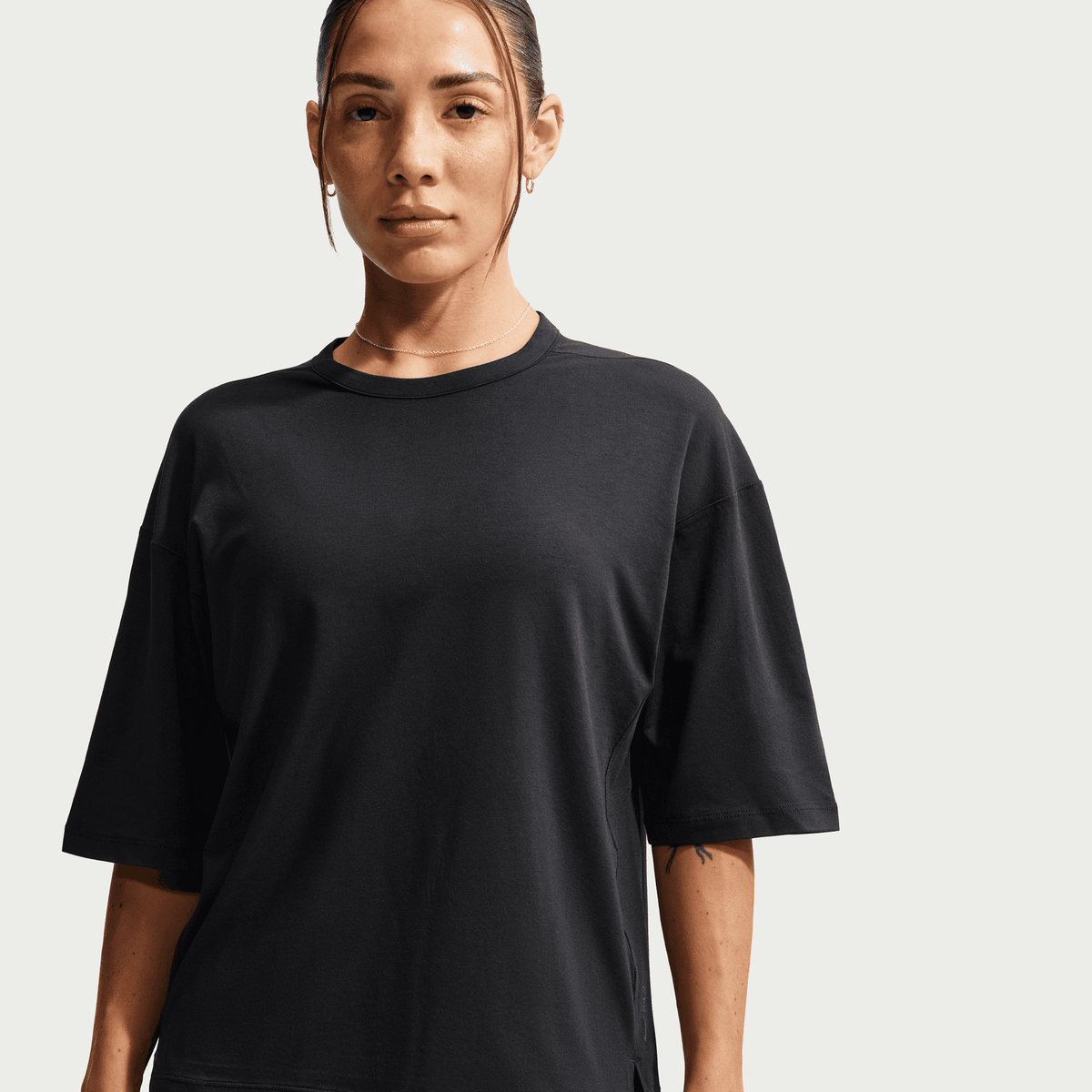 NIKE W NK DF 24.7 IS LGT SS TOP Trainingsshirts NIKE