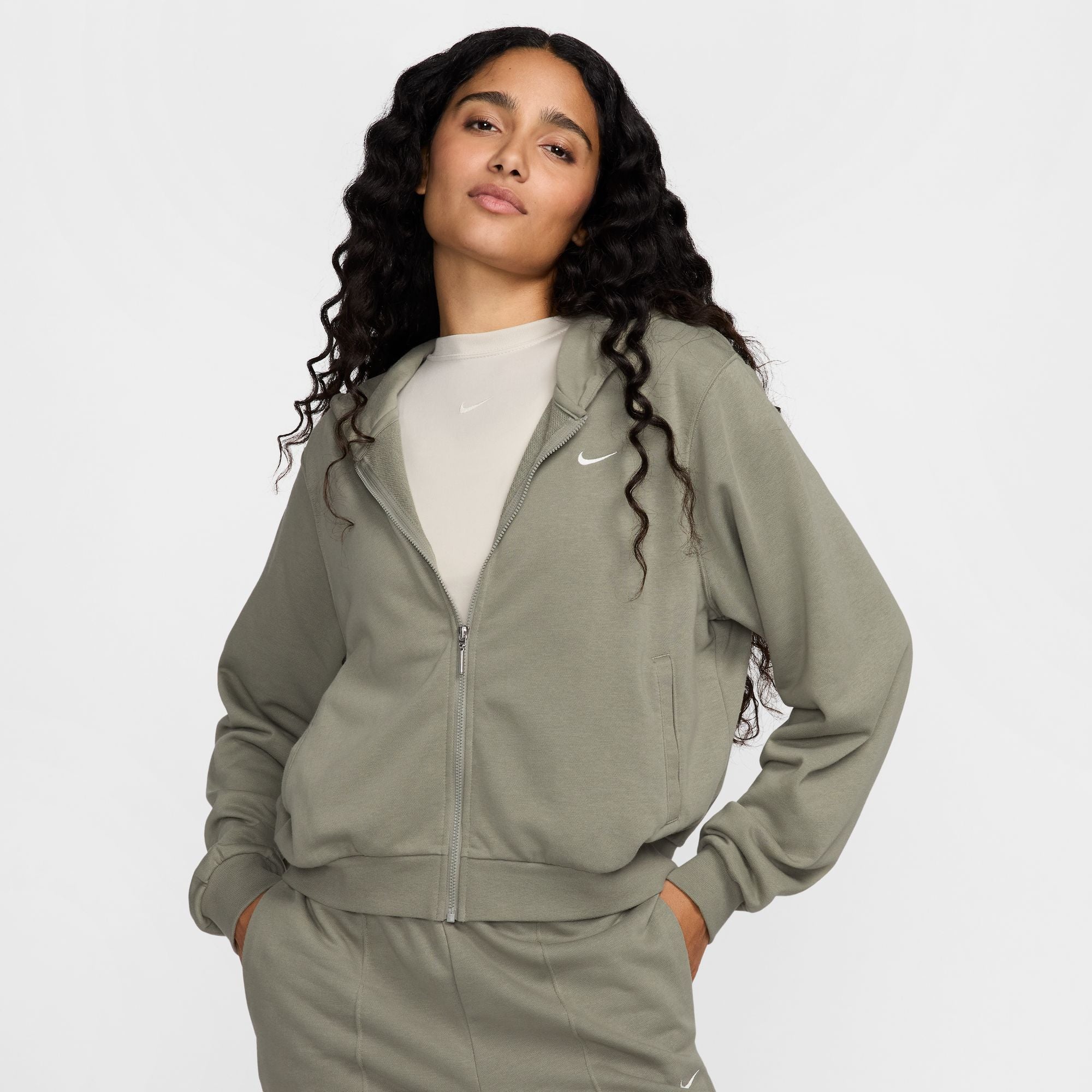 NIKE W NSW NK CHLL FT FZ HDY Freizeitshirts /-blusen NIKE LIGHT ARMY/SAIL XS