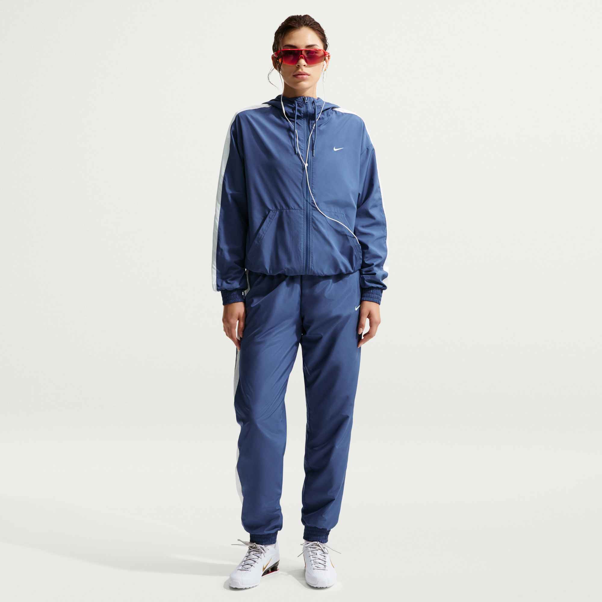 NIKE W NSW OTG UV ESSNTL WVN MR JG Trainingshosen & Jogginghosen NIKE