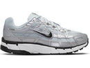 NIKE WMNS NIKE P-6000 Sneaker NIKE Green Smoke 37.5