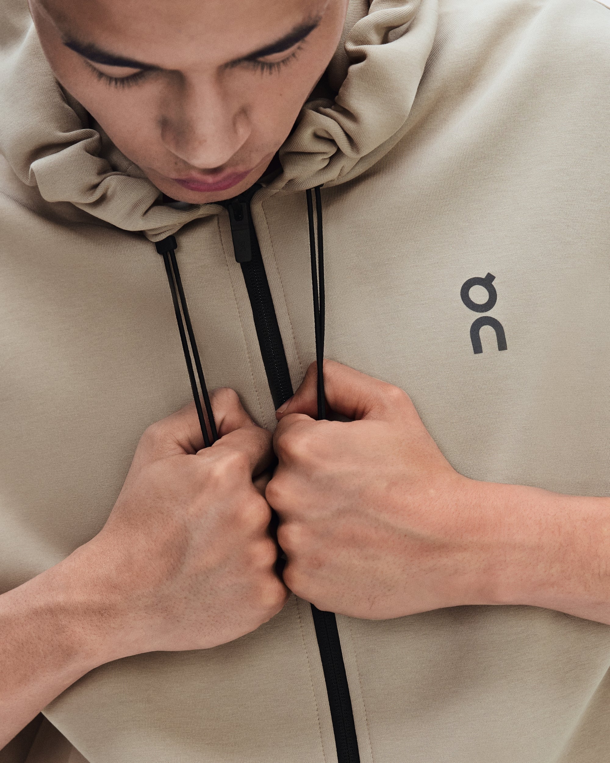 ON Focus Tech Zip Hoodie Fußballoberteile ON