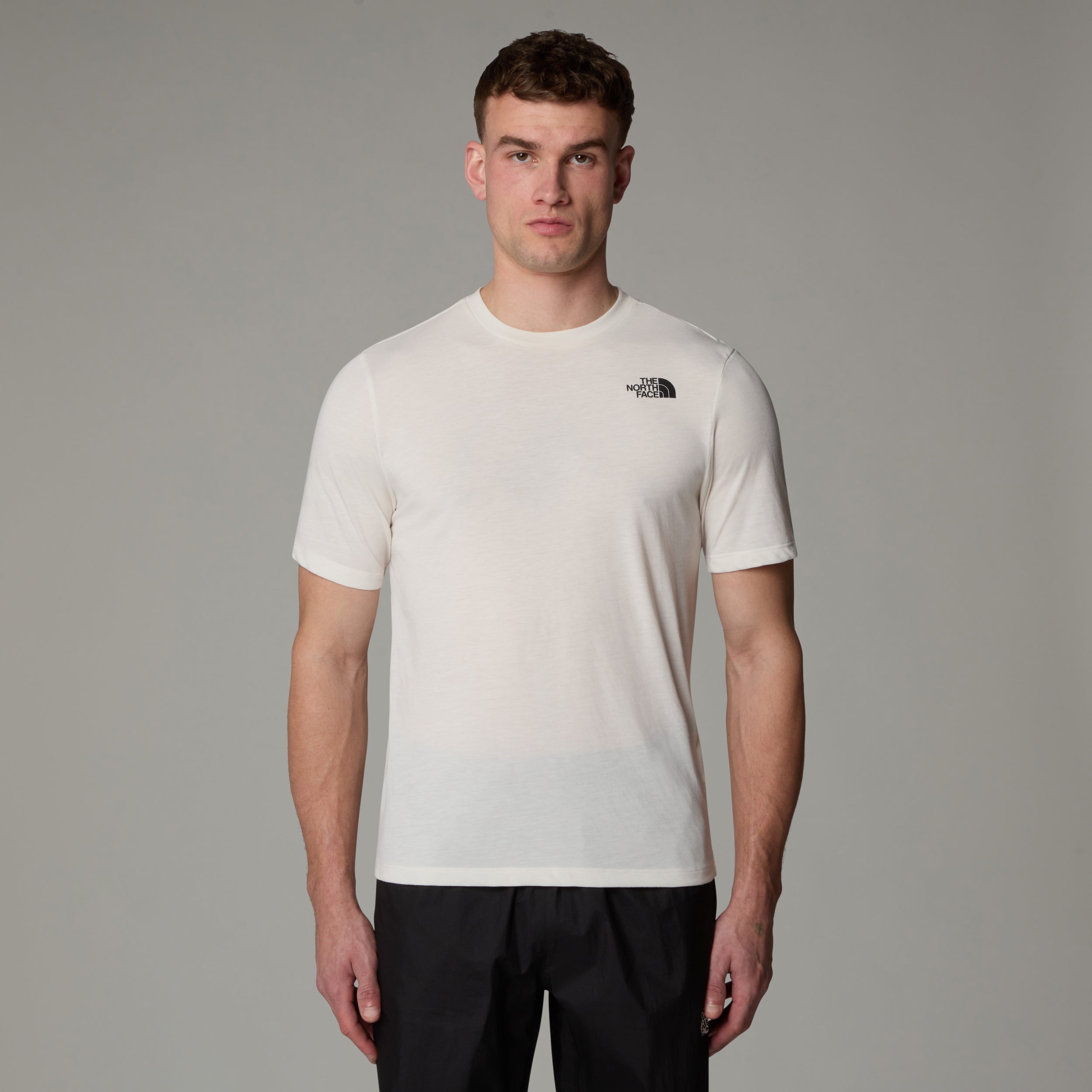 THE NORTH FACE M FOUNDATION MOUNTAINS FACES T WHITE DUNE Wandershirts /-hemden THE NORTH FACE