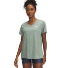 UNDER ARMOUR TECH SSV- TWIST Trainingsshirts UNDER ARMOUR 348 SILICA GREEN XS