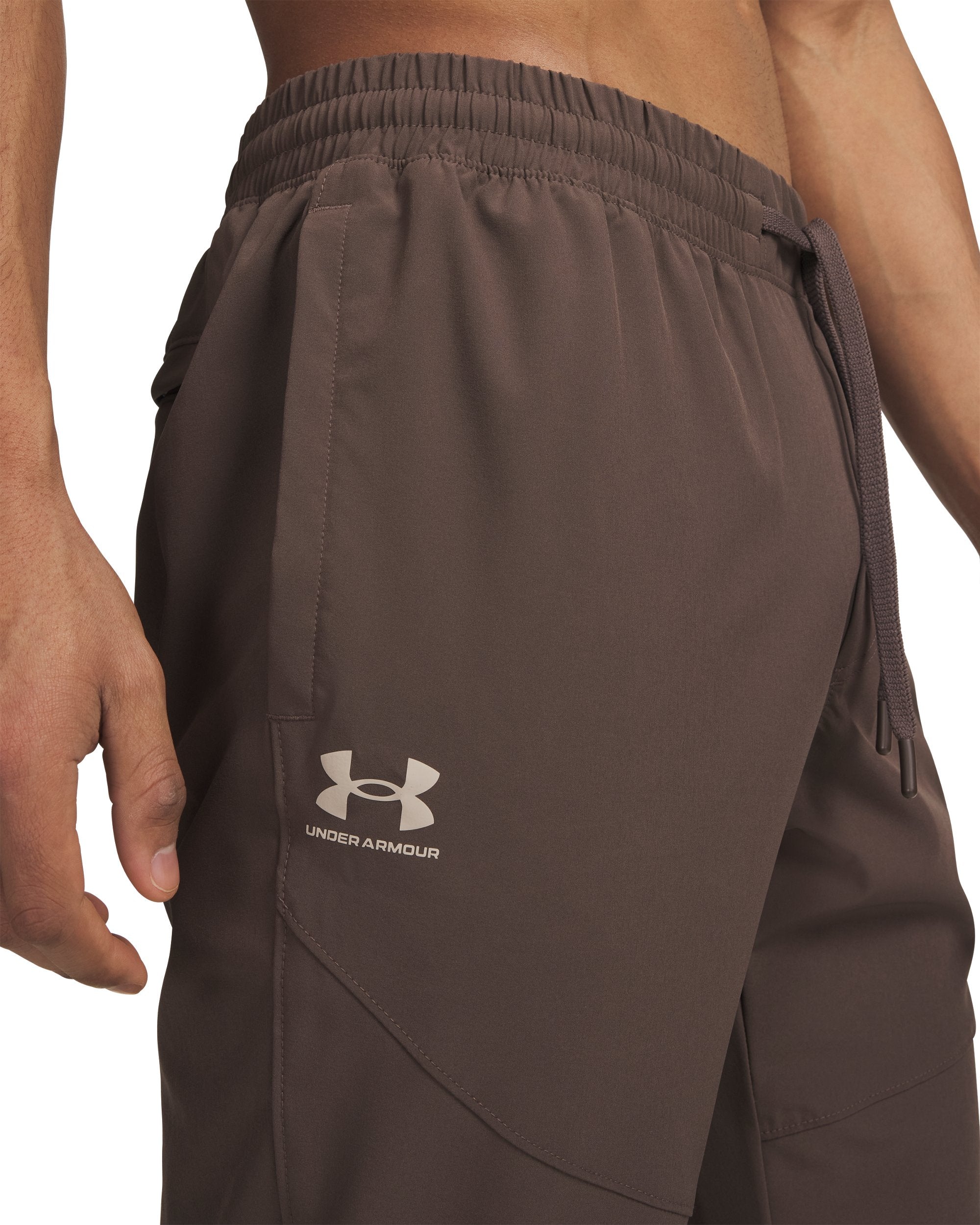UNDER ARMOUR UA VIBE WOVEN JOGGER Trainingshosen & Jogginghosen UNDER ARMOUR