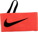 NIKE FUTBOL ARM BAND Fußballzubehör NIKE 2825 TOTAL CRIMSON/BLACK -