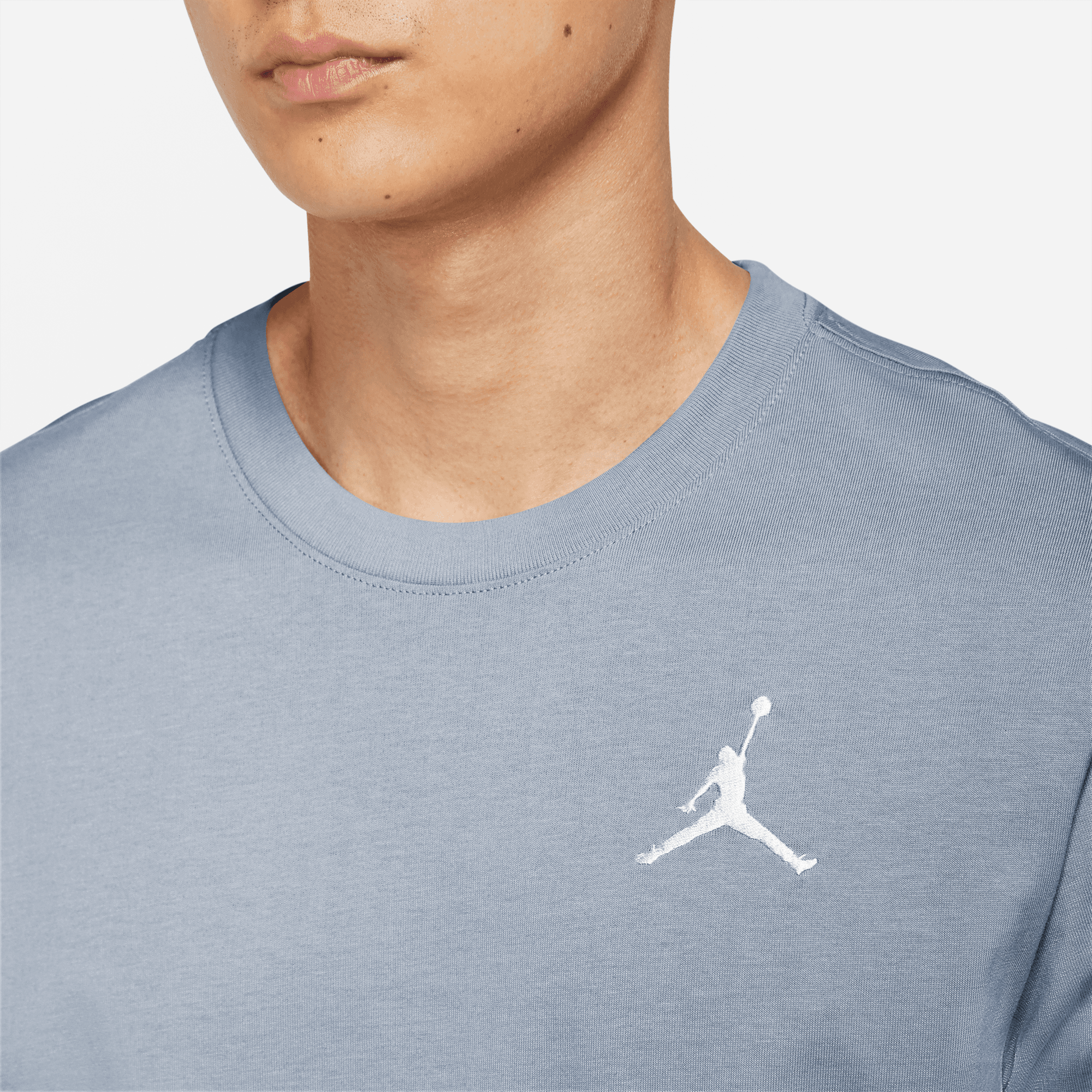 NIKE M J JUMPMAN EMB SS CREW Freizeitshirts /-hemden NIKE